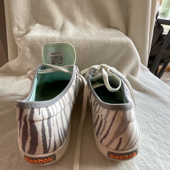 Reebok Skyscape Runaround Print sneaker size 7 - Picture 6 of 6